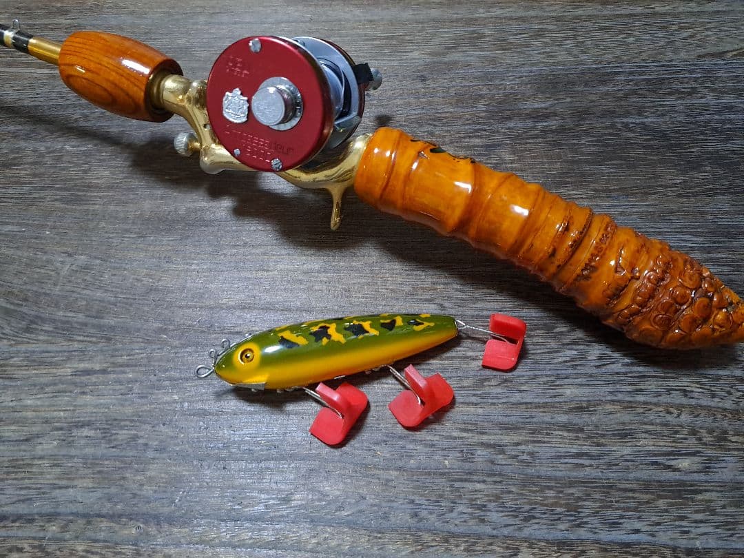 道楽 DOWLUCK ドウラク ドライビングミノー ブルフロッグ