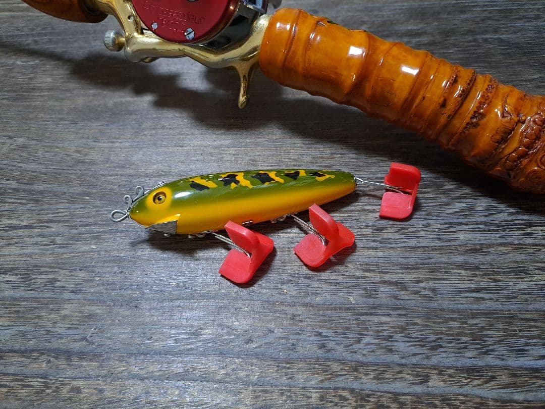 道楽 DOWLUCK ドウラク ドライビングミノー ブルフロッグ