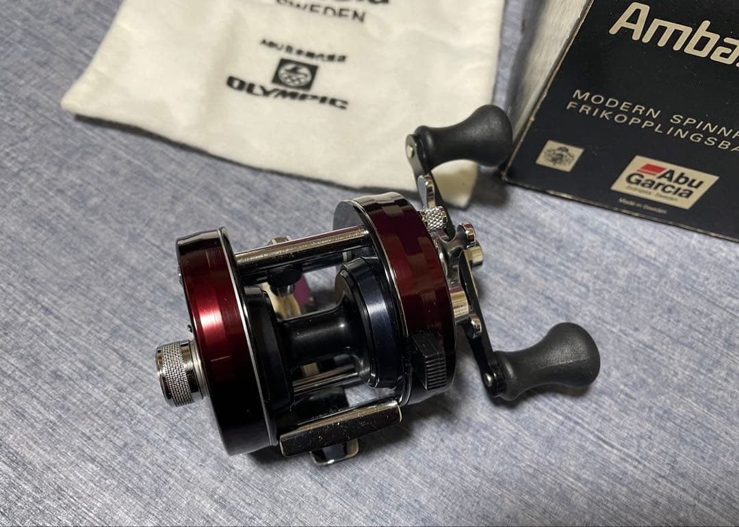 Abu Garcia Ambassadeur 1500C バーガンディ Abu Garcia Ambassadeur 1500c nostalgia unboxing in English